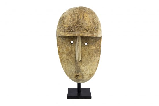 Máscara de madera tallada tribal Timor 31x17x70cm